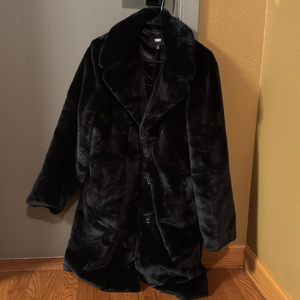 Fake Fur DKNY Long Jacket Black size Small